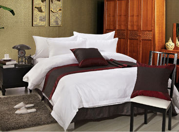 Soft Luxury Hotel Bed Linen , Comfortable 300T Cotton Bedding Set