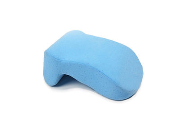 Cuscino piccolo su misura della schiuma di memoria di sonno del blu per il collo 32*23*12cm