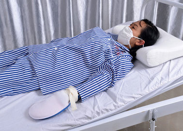 Guanto mezzo medico della mano paziente ad alto rischio di sanità con la cinghia del fermo