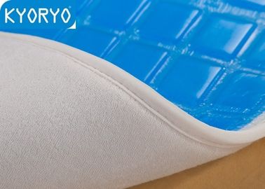 Cuscinetto di materasso di raffreddamento del gel della silice molle eccellente che riscalda per l'inverno/estate